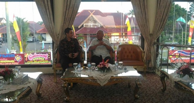 Pertemuan tertutup Gubernur Jambi, Zumi Zola bersama Menteri Pekerjaan Umum dan Perumahan Rakyat (PUPera) RI, DR.Ir.Mochamad Basoeki Hadimoeljono,M.Sc.